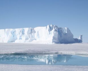 ANTARCTICA-GAMMA, OÏJHA, Première exposition officielle de la France en Antarctique, TAAF-IPEV, Terre Adélie, Antarctique, 2017-18 ©Oïjha2017