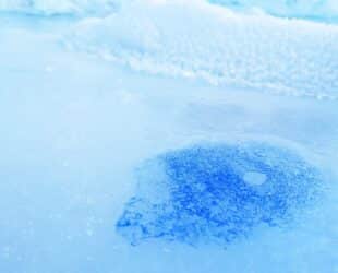 FÉROÉ - exposition anniversaire 7 ans de création en Arctique. Exposition personnelle OÏJHA. Du 5 au 17 octobre 2024, Carteret, France. ©Oïjha2024