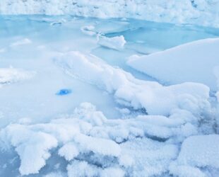 FÉROÉ - exposition anniversaire 7 ans de création en Arctique. Exposition personnelle OÏJHA. Du 5 au 17 octobre 2024, Carteret, France. ©Oïjha2024