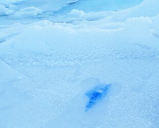 FÉROÉ - exposition anniversaire 7 ans de création en Arctique. Exposition personnelle OÏJHA. Du 5 au 17 octobre 2024, Carteret, France. ©Oïjha2024