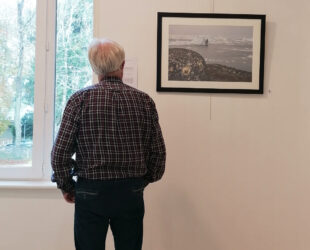 FÉROÉ - exposition anniversaire 7 ans de création en Arctique. Exposition personnelle OÏJHA. Du 5 au 17 octobre 2024, Carteret, France. ©Oïjha2024